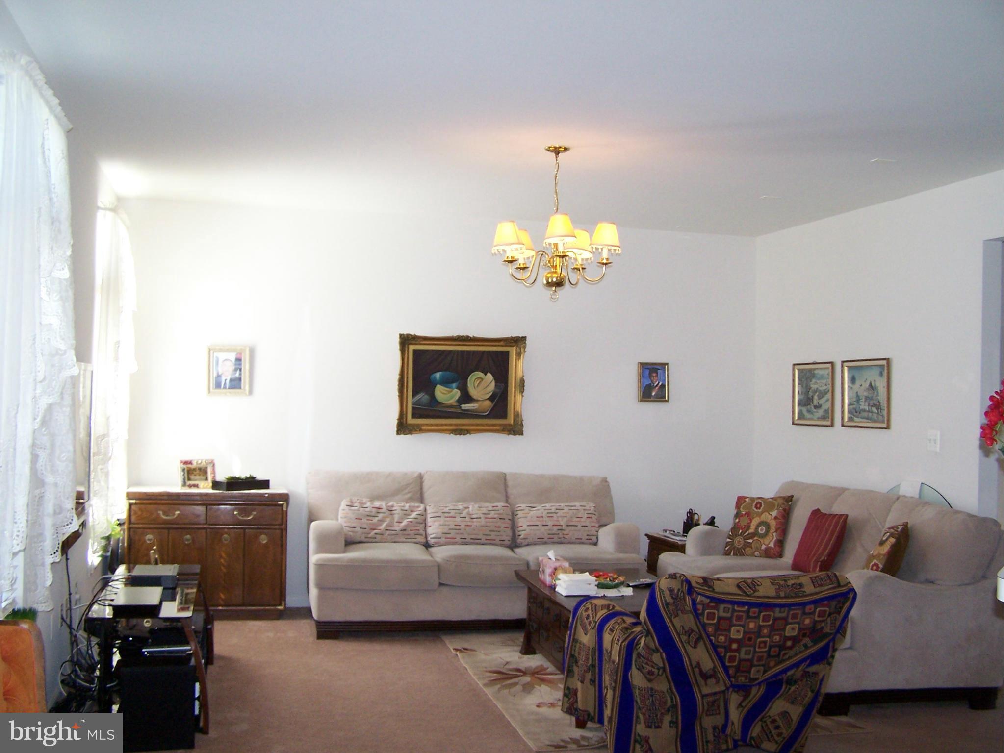 13836 Lullaby Road Germantown, MD 20874 - Photo 13 of 29 Family Room