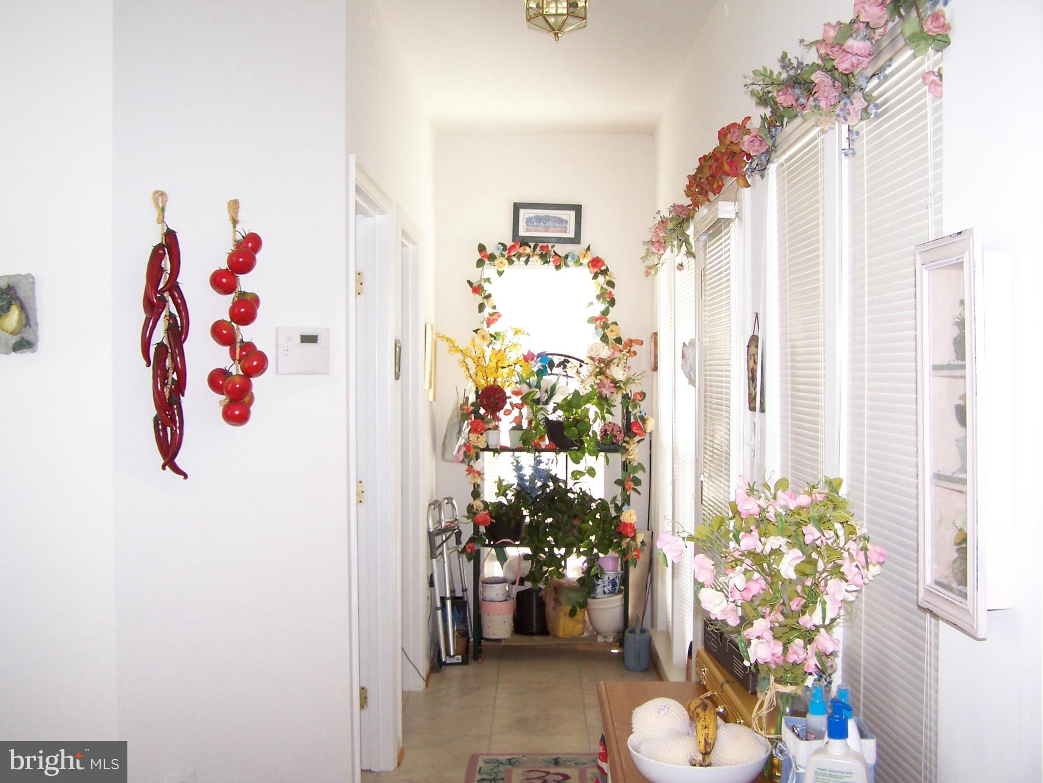 13836 Lullaby Road Germantown, MD 20874 - Photo 15 of 29 Interior (General)