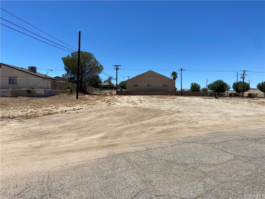 1 Outer Bear Valley Road Hesperia, CA 92345 - Photo 3 of 4 a view of a house with a snow