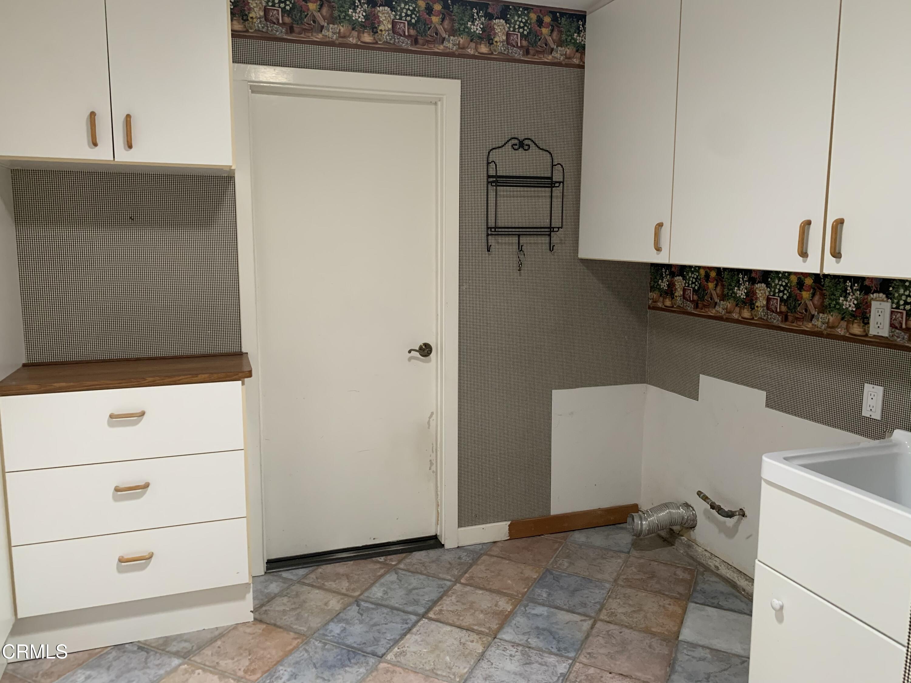 6009 La Cumbre Road Somis, CA 93066 - Photo 26 of 29 a view of a closet in the kitchen