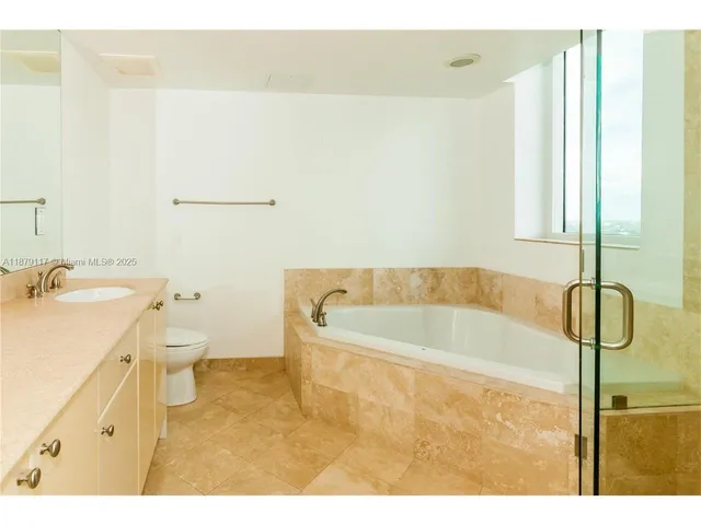 $525,000 | 1745 East Hallandale Beach Boulevard, Unit 2203W, Hallandale Beach, FL 33009