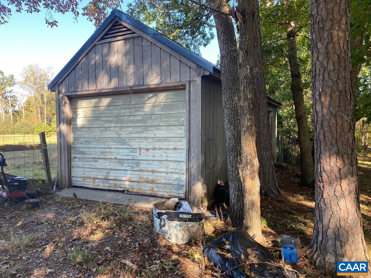 730 Brittany Road Dillwyn, VA 23936 - Photo 11 of 15 Gallery Image 11