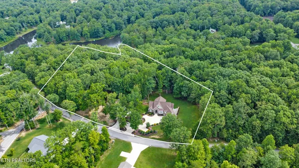 $1,200,000 | 265 Falling Leaf Road, Jamestown, TN 38556