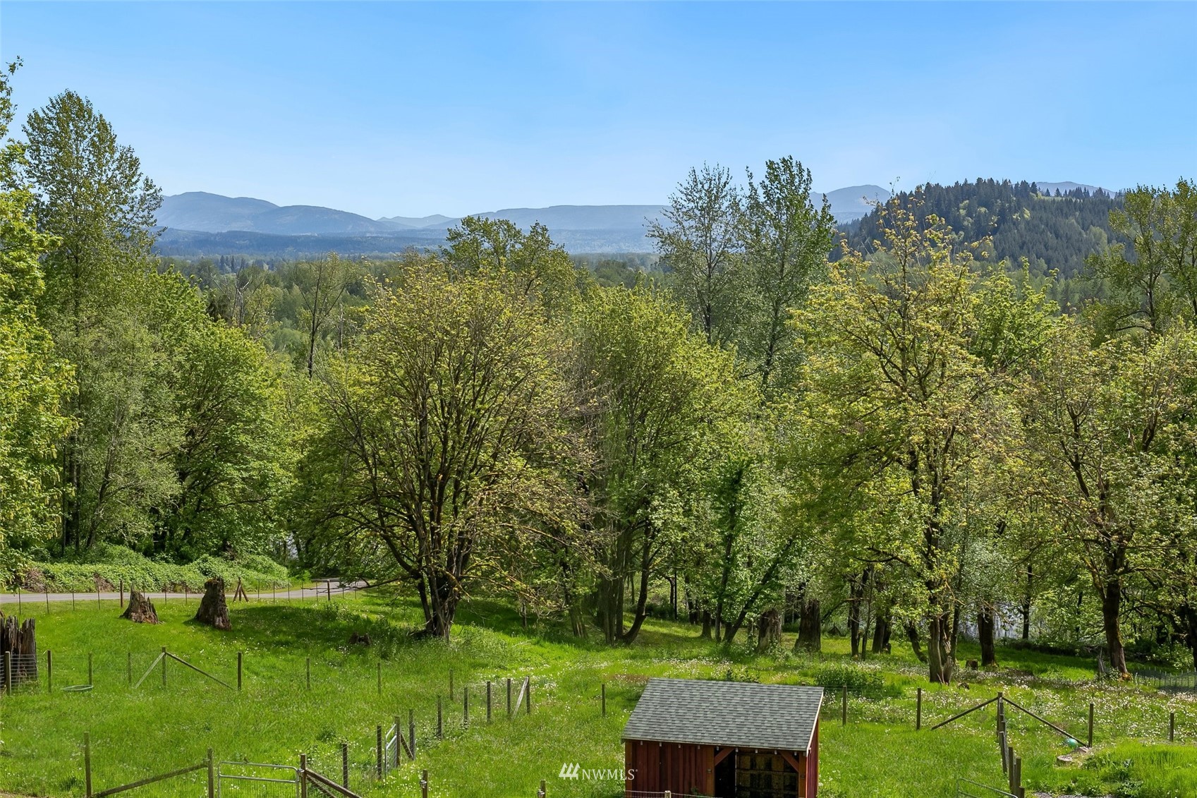 9550 Carnation-Duvall Road Northeast Carnation, WA 98014 - Photo 35 of 40 Gallery Image 35