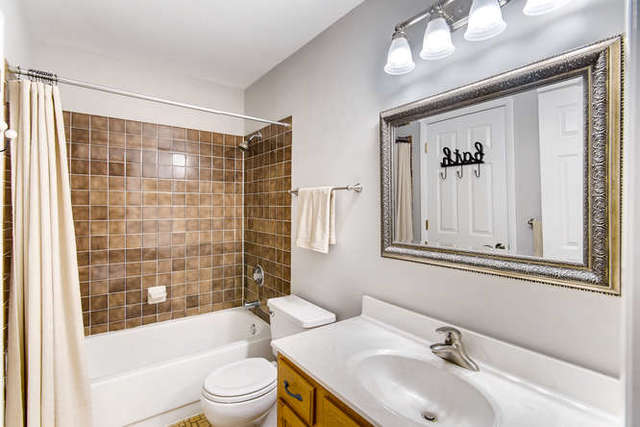 2078 Savannah Road Elgin, IL 60123 - Photo 22 of 27