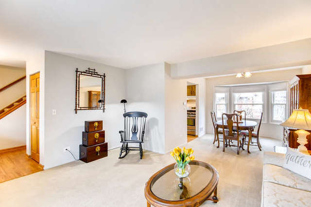 2078 Savannah Road Elgin, IL 60123 - Photo 5 of 27
