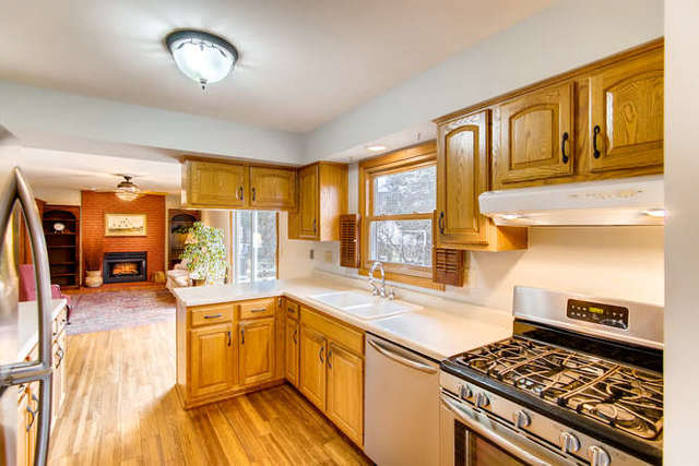 2078 Savannah Road Elgin, IL 60123 - Photo 10 of 27