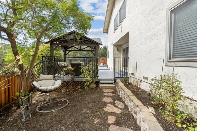 $1,398,000 | 3 St Louis Lane, Pleasant Hill, CA 94523