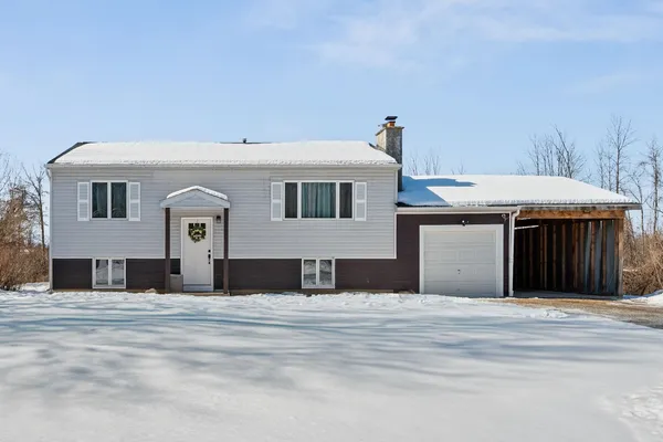 $595,000 | 263 Lynrick Acres Road, Charlotte, VT 05445