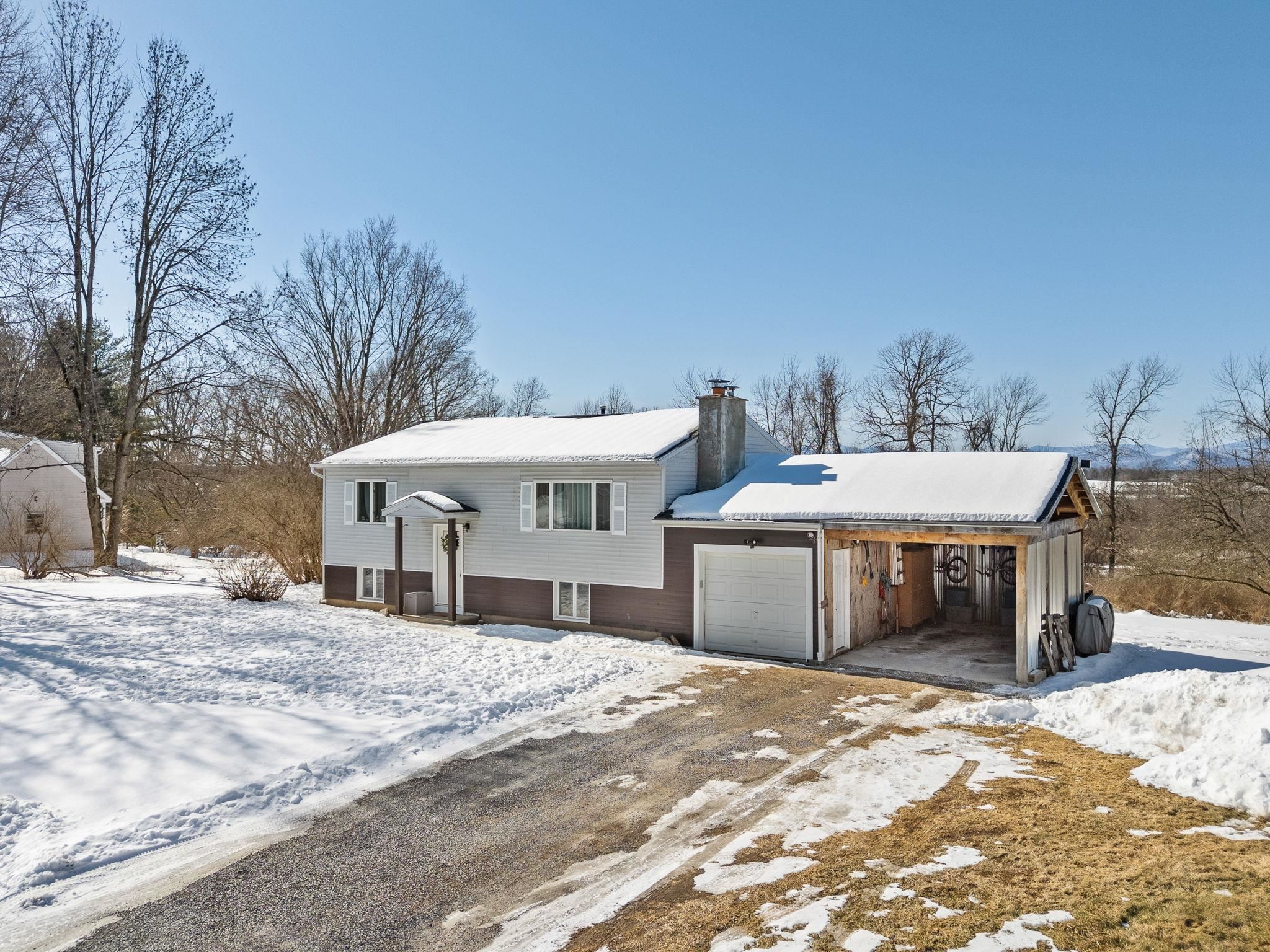 263 Lynrick Acres Road Charlotte, VT 05445 - Photo 2 of 42