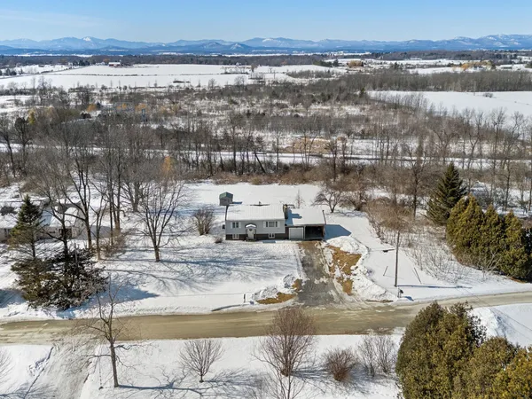 $595,000 | 263 Lynrick Acres Road, Charlotte, VT 05445