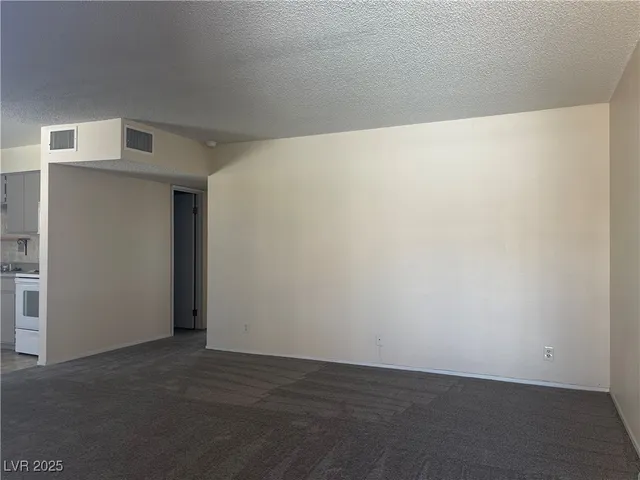 $1,350 | 524 Fir Street, Unit 102, Boulder City, NV 89005