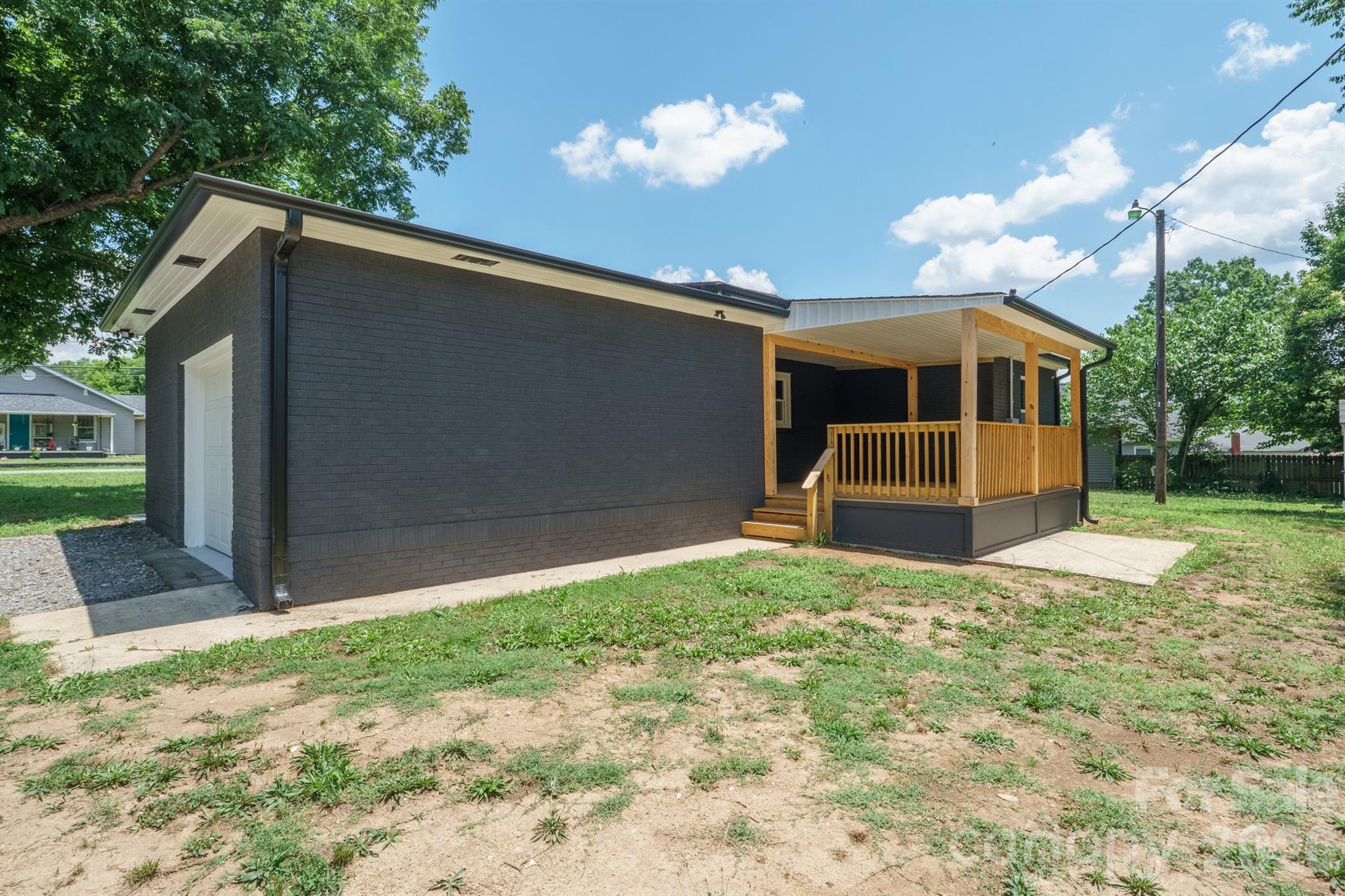841 Murphy Street Kannapolis, NC 28081 - Photo 5 of 44