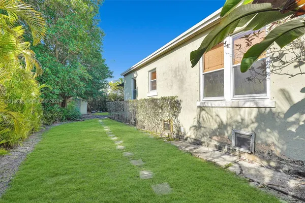 $4,500 | 126 Northwest 48th Street, Miami, FL 33127