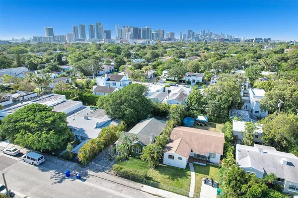 $4,500 | 126 Northwest 48th Street, Miami, FL 33127