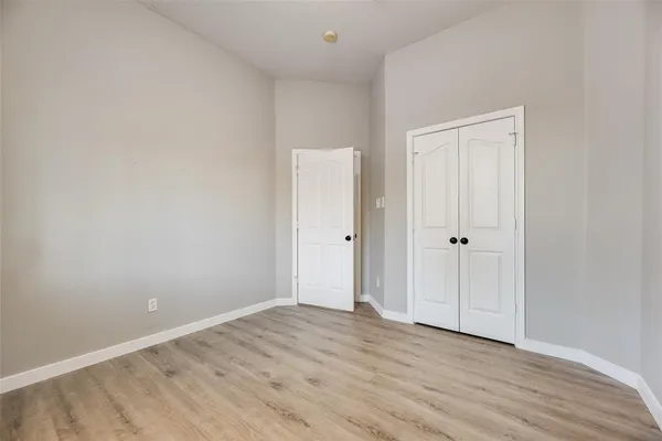 $2,500 | 1015 Harwood Court, Euless, TX 76039