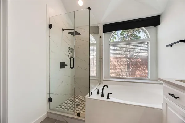 $2,500 | 1015 Harwood Court, Euless, TX 76039