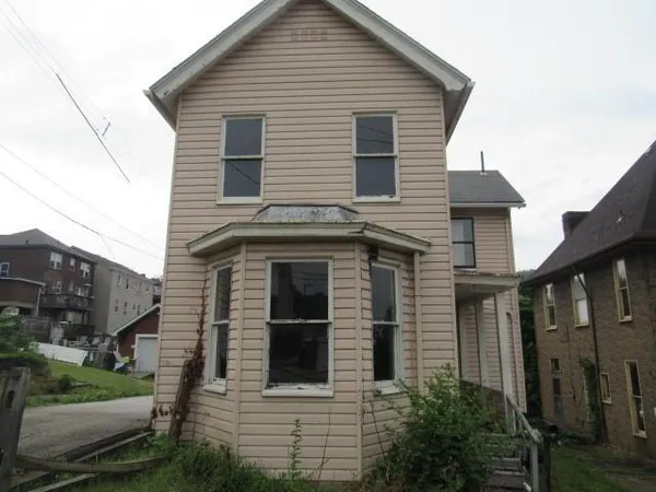 $59,900 | 608 George Street, Wilmerding, PA 15148