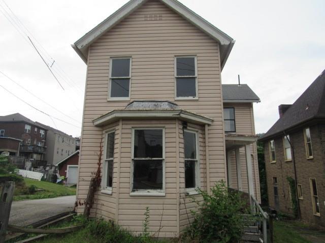 608 George Street Wilmerding, PA 15148 - Photo 1 of 20