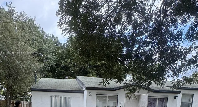 $410,000 | 1121 Northwest 56th Street, Miami, FL 33127