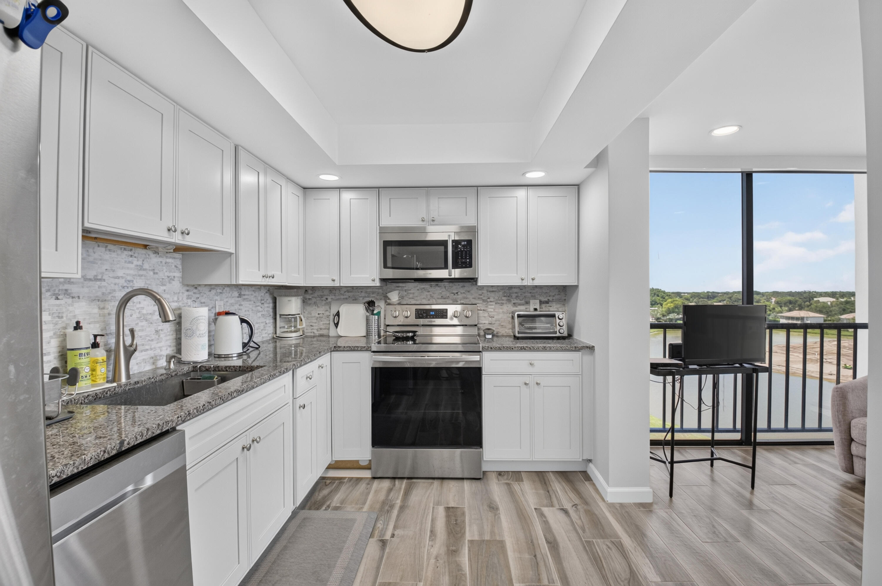 7738 Lakeside Boulevard, Unit 371 Boca Raton, FL 33434 - Photo 15 of 85 DSC_7805