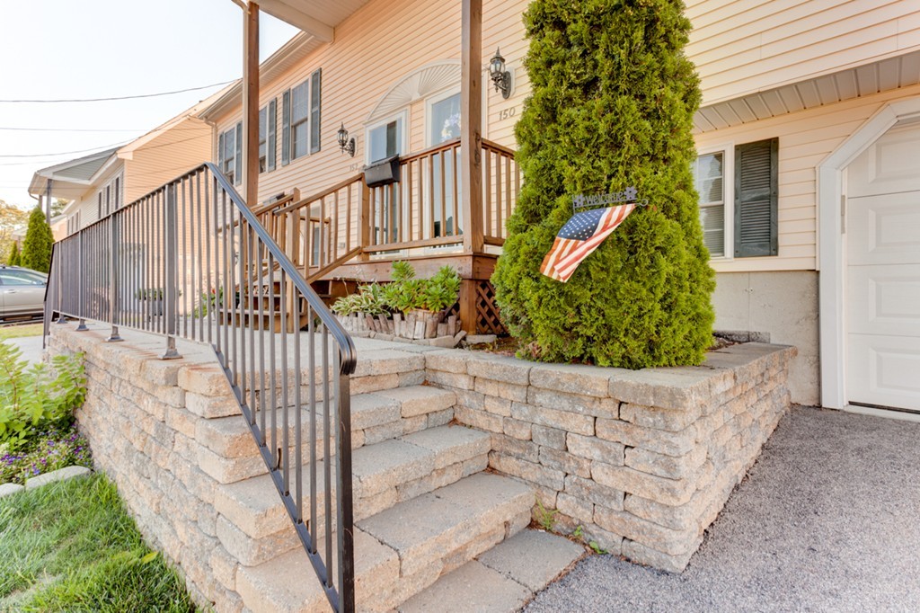 150 Orient Street, Unit RIGHT Worcester, MA 01604 - Photo 2 of 18 Gallery Image 2