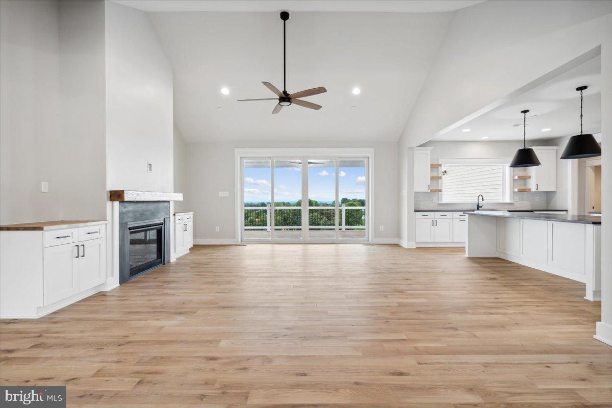 17542 Mountain Top Road Cascade, MD 21719 - Photo 6 of 14