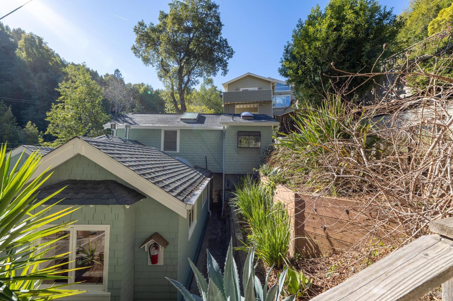40 Canyon Road San Anselmo, CA 94960 - Photo 32 of 56 Above main cottage, unit 3 sits on highest end of the lot.