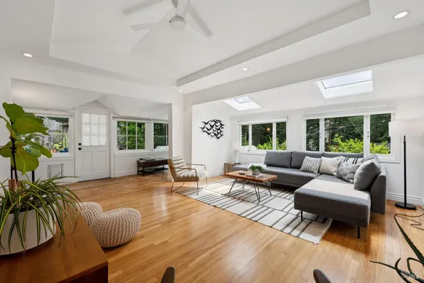 $1,300,000 | 40 Canyon Road, San Anselmo, CA 94960