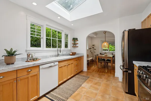 $1,300,000 | 40 Canyon Road, San Anselmo, CA 94960