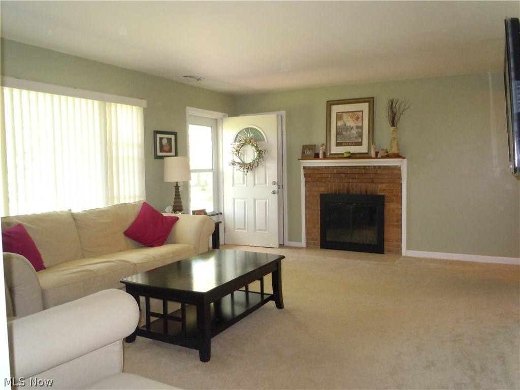6342 Stow Road Hudson, OH 44236 - Photo 4 of 16 Gallery Image 4
