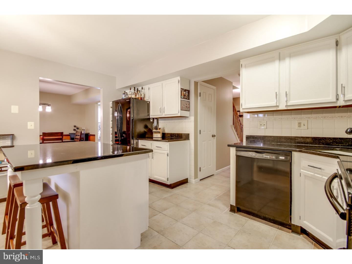 21 Parc Ridge Drive Mount Holly, NJ 08060 - Photo 11 of 25 Kitchen