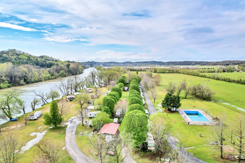 775 Bewleys Chapel Road Midway, TN 37809 - Photo 27 of 70 an aerial view of ocean and residential houses with outdoor space
