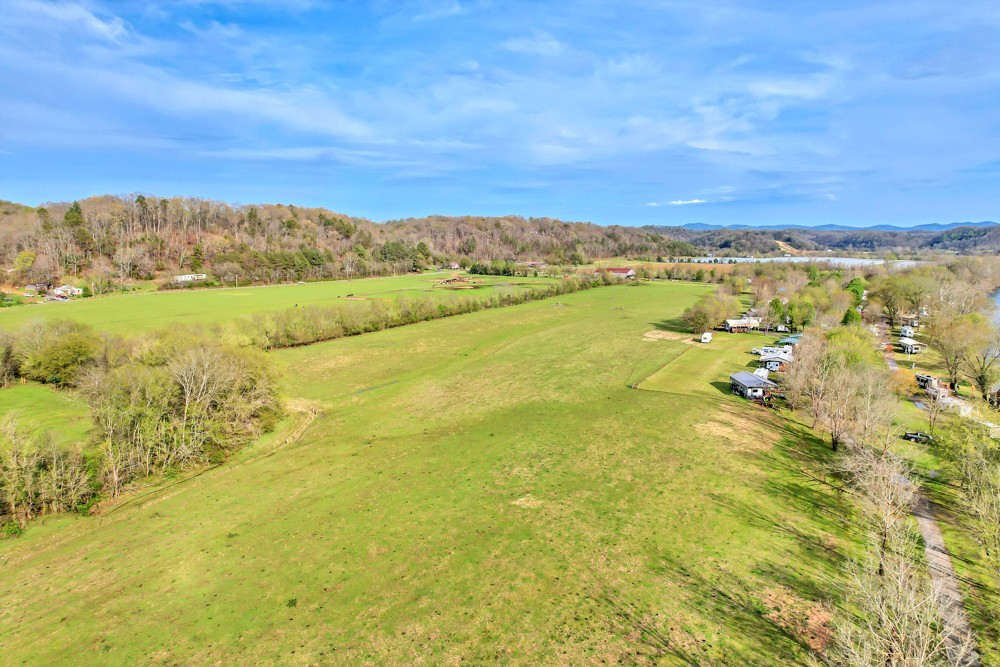 775 Bewleys Chapel Road Midway, TN 37809 - Photo 41 of 70