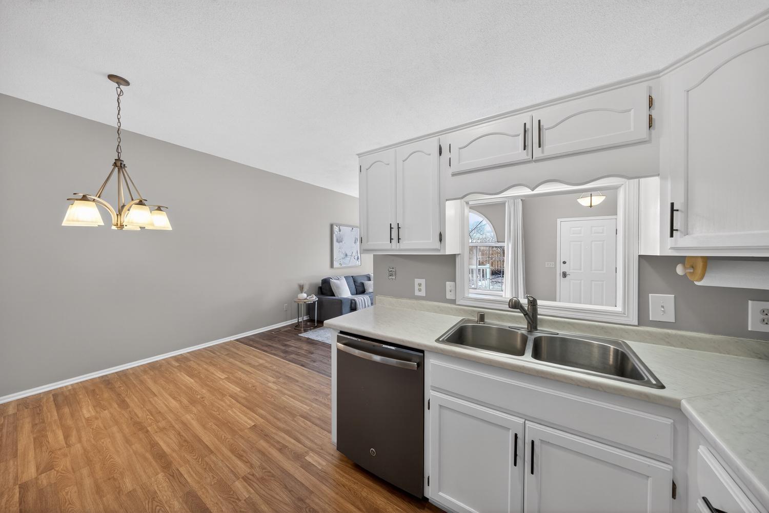 1936 Cabernet Lane Northwest Rochester, MN 55901 - Photo 13 of 27