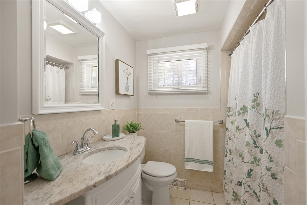 10 Sullivan Road North Reading, MA 01864 - Photo 18 of 35 Gallery Image 18