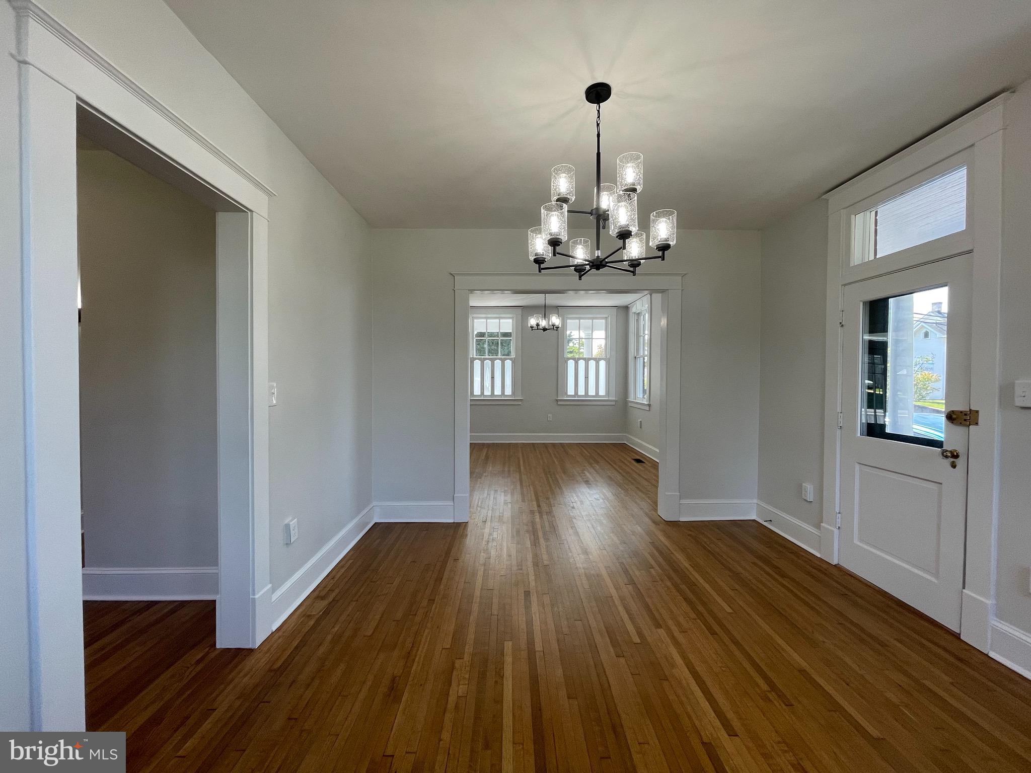 9812 Liberty Road Frederick, MD 21701 - Photo 4 of 33 Dining room