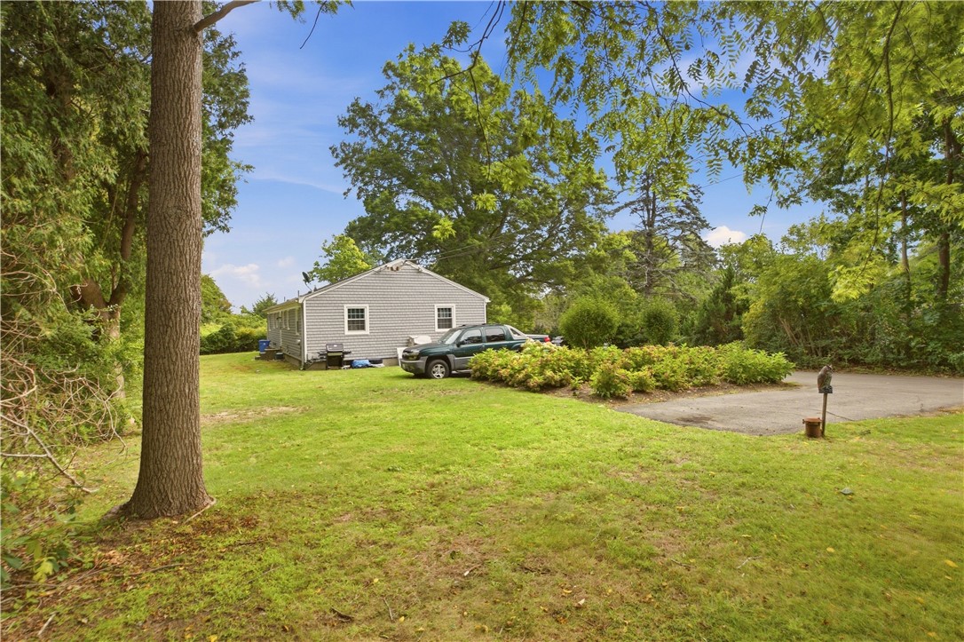 590 Turner Road Middletown, RI 02842 - Photo 6 of 12 Gallery Image 6