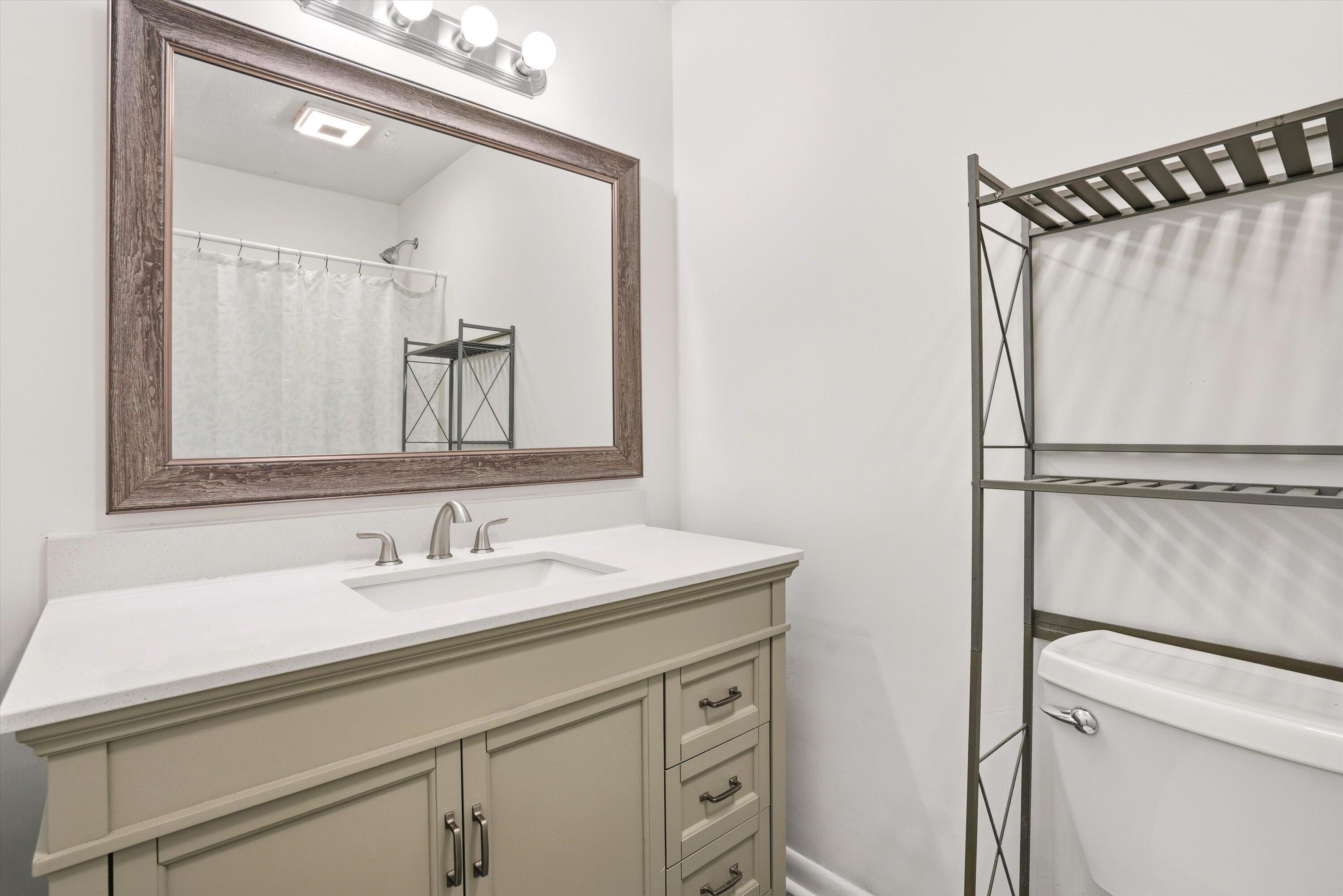604 Beech Hill Road Summerville, SC 29485 - Photo 11 of 23 Bathroom