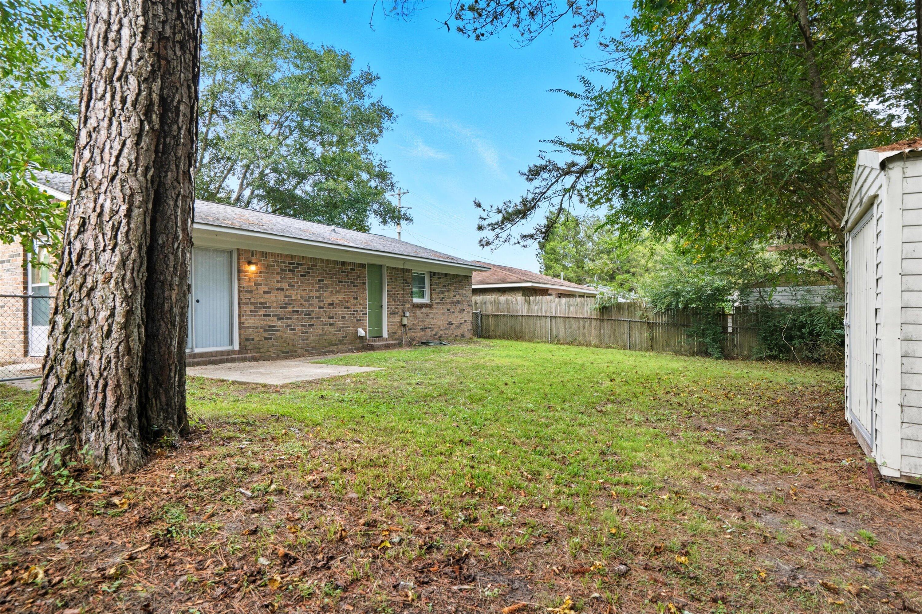 604 Beech Hill Road Summerville, SC 29485 - Photo 20 of 23 Exterior