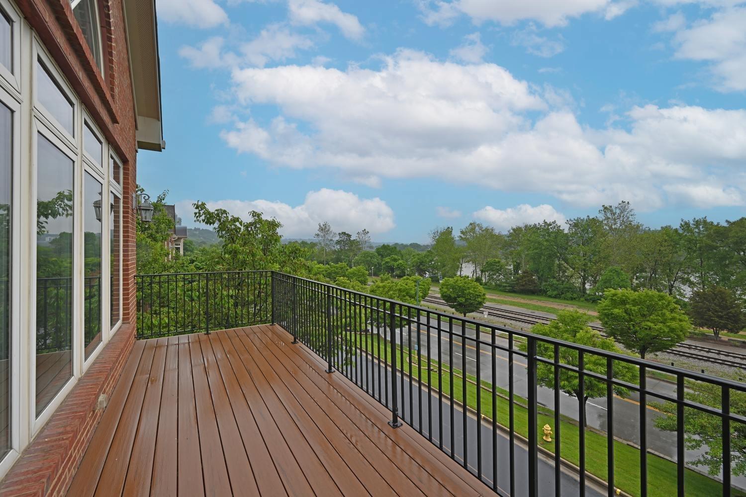 1156 Riverside Drive Cincinnati, OH 45202 - Photo 34 of 50 Gallery Image 34