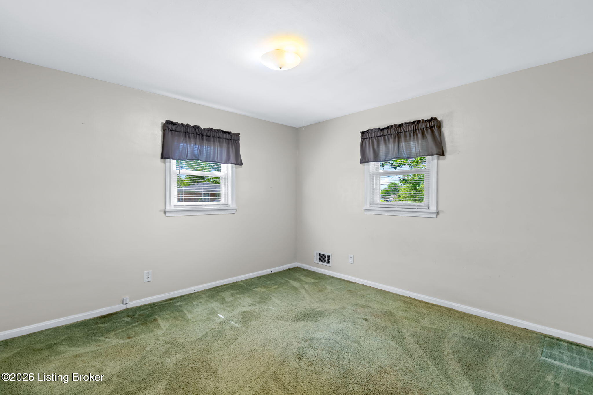 330 Stringer Lane Mount Washington, KY 40047 - Photo 17 of 51 12-web-or-mls-4F0A0076
