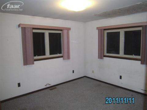 3330 Wynns Mill Road Metamora, MI 48455 - Photo 9 of 23 20261285-8.JPG