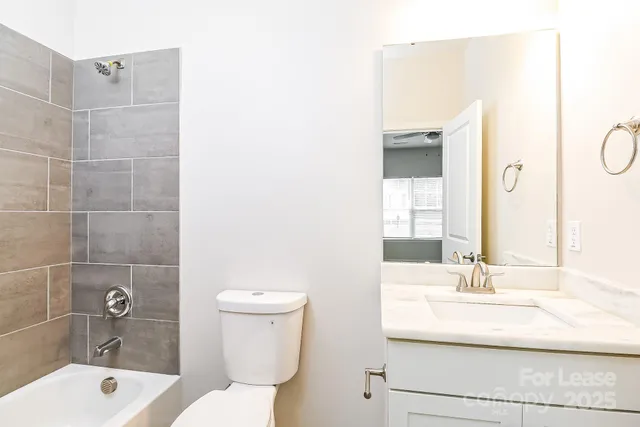 $1,850 | 106 South Elm Street, Gastonia, NC 28052