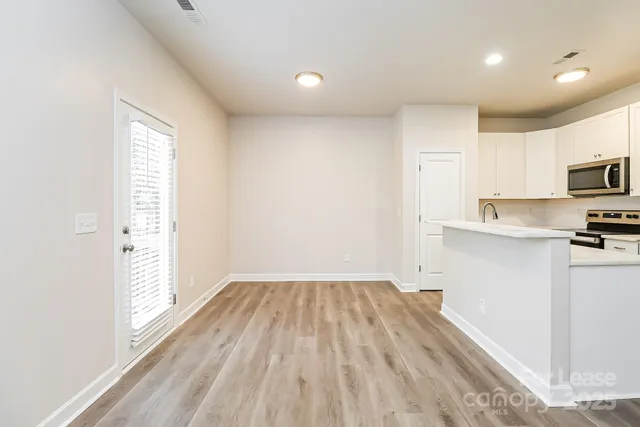 $1,850 | 106 South Elm Street, Gastonia, NC 28052