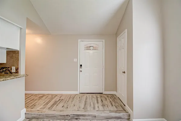 a view of a livingroom with a fireplace