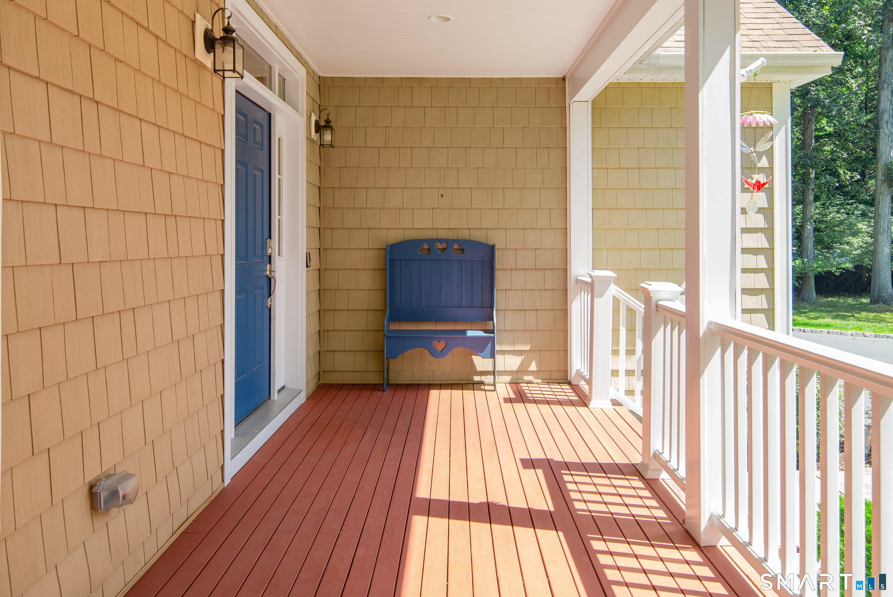 47 Summit Ridge Road Stamford, CT 06902 - Photo 3 of 40 Gallery Image 3