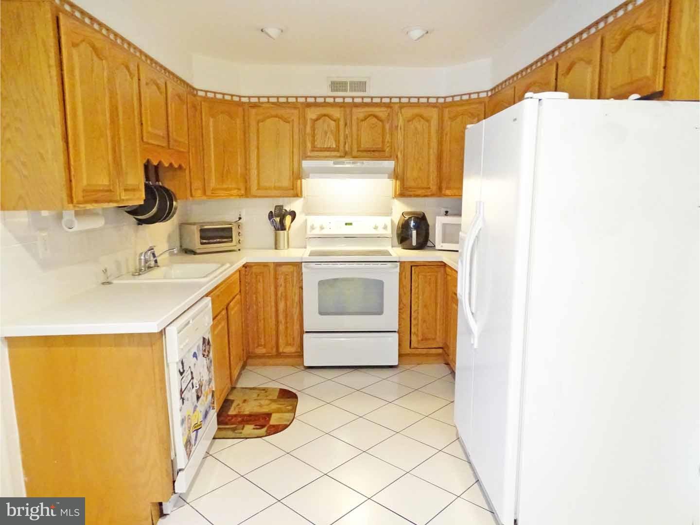 10 Margin Road Levittown, PA 19056 - Photo 7 of 22 Gallery Image 7