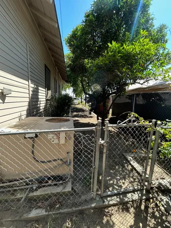 $260,000 | 2226 Arrants Street, Selma, CA 93662