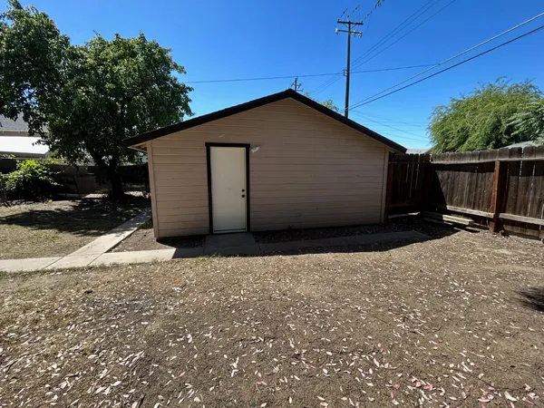 $260,000 | 2226 Arrants Street, Selma, CA 93662